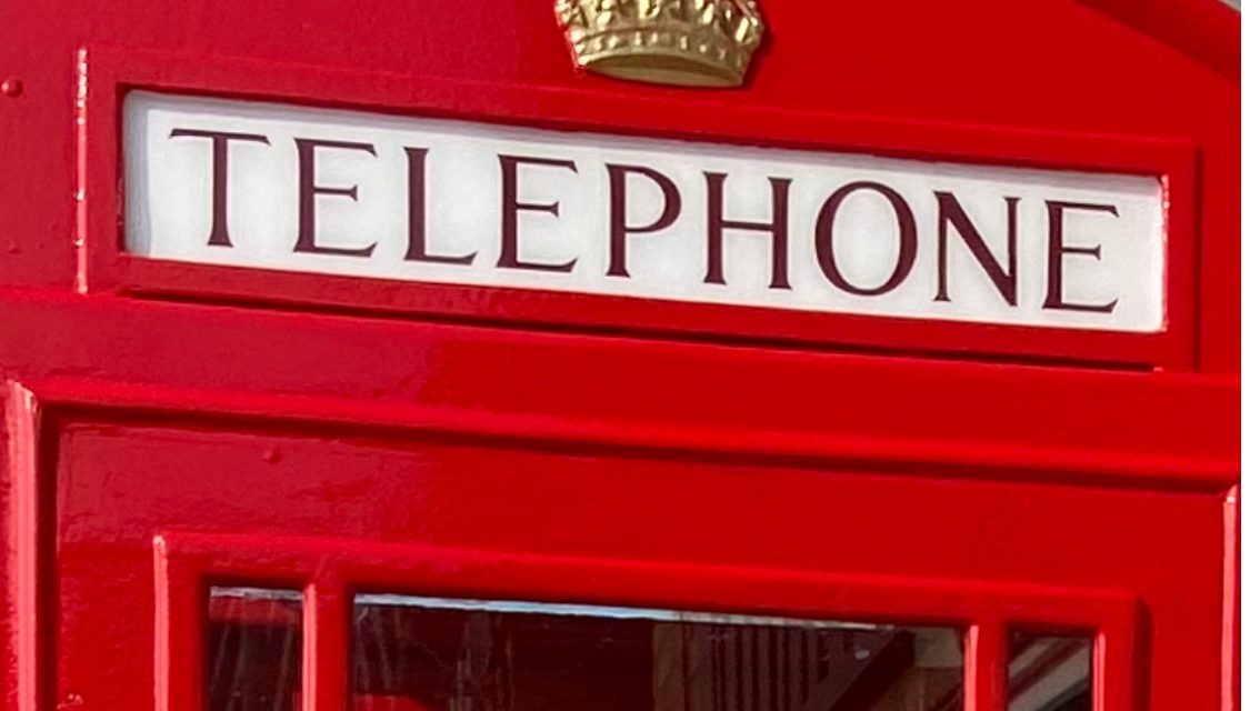 https://everettpainting.co.uk/wp-content/uploads/2022/05/bt-phone-box-1125x640.jpeg