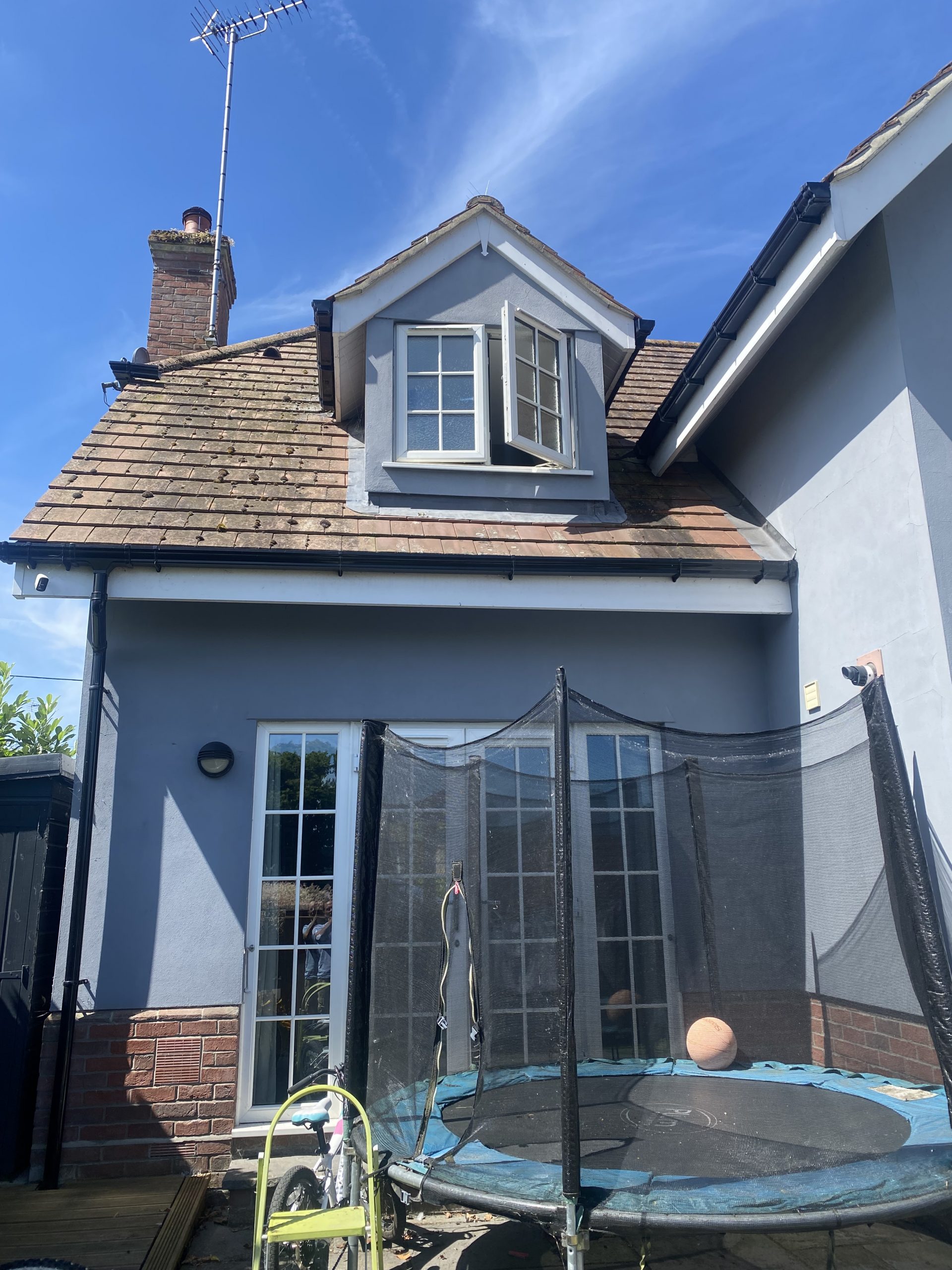Repair and Painting of rendered walls